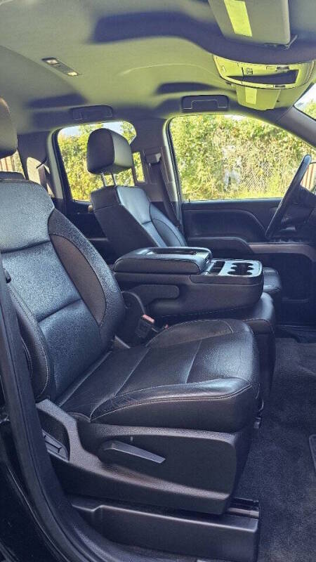 Chevrolet Silverado 1500 for sale at Arcia Services — photo 20