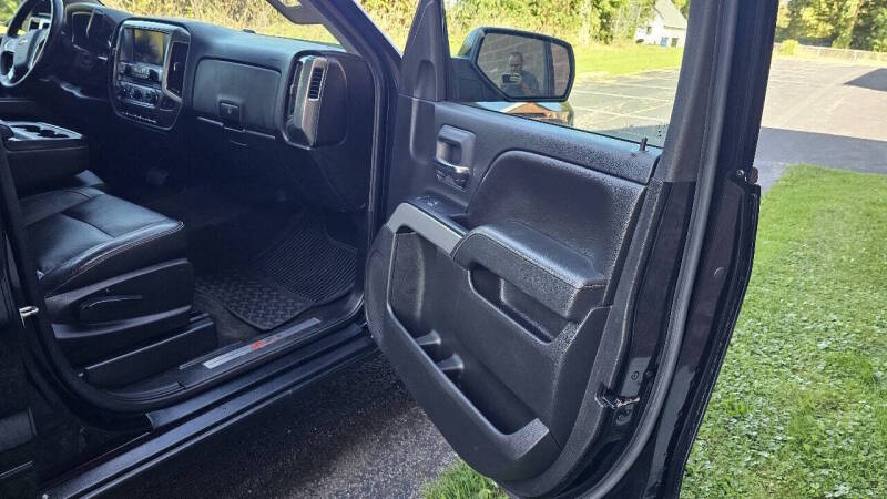 Chevrolet Silverado 1500 for sale at Arcia Services — photo 18