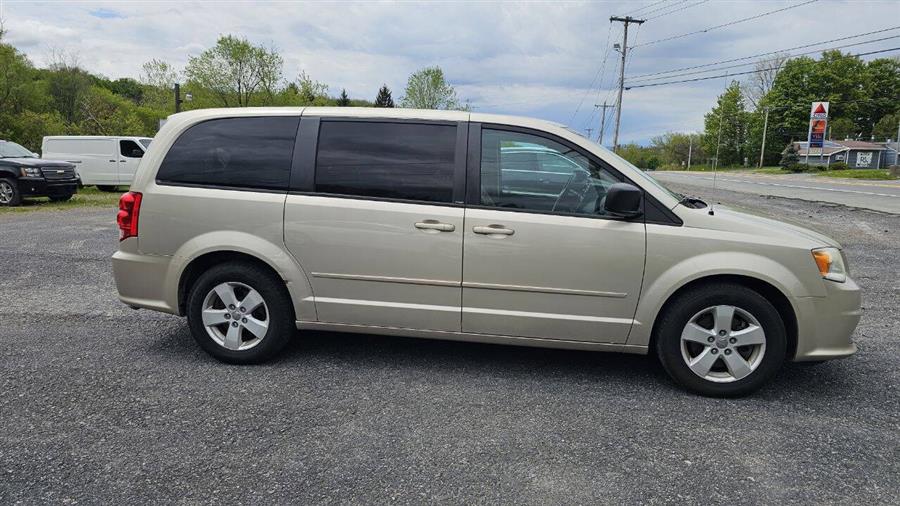 Dodge Grand Caravan photo 4