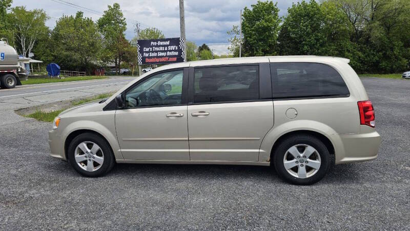 Dodge Grand Caravan for sale at Arcia Services — photo 8