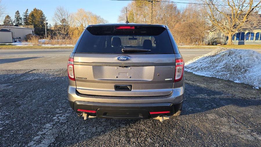 Ford Explorer photo 6