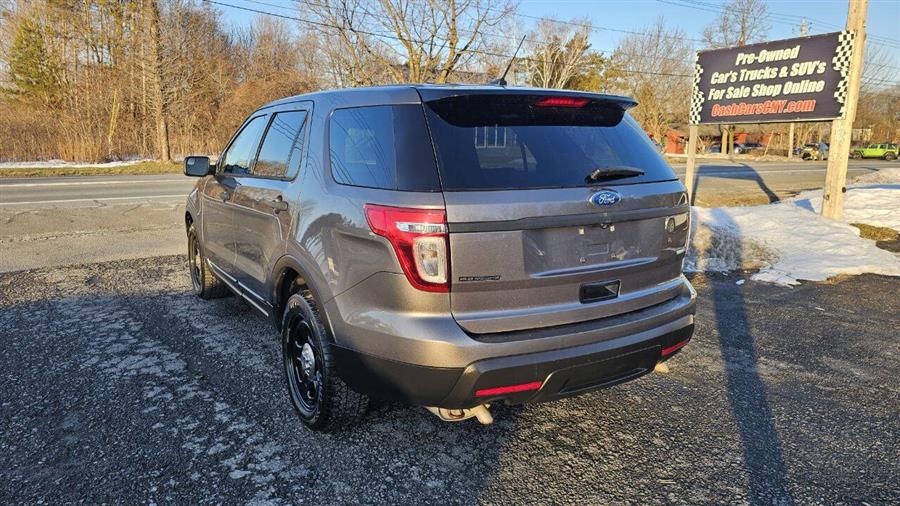 Ford Explorer photo 29
