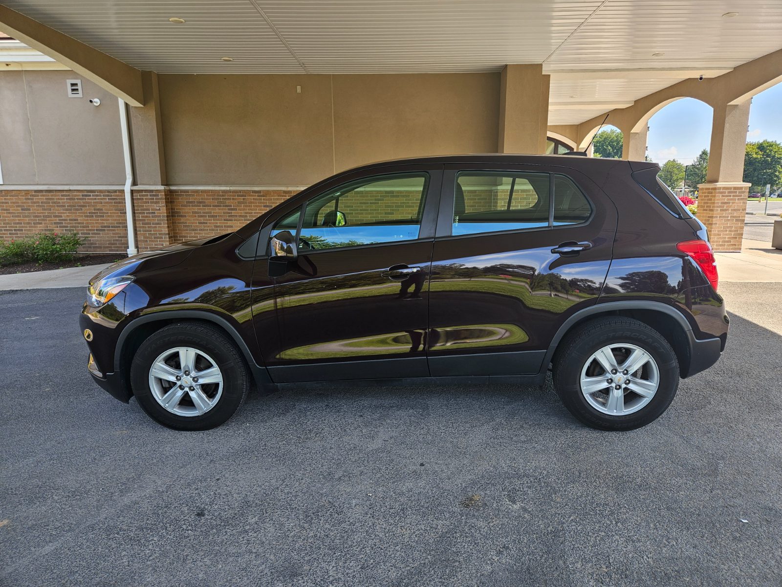 Chevrolet Trax photo 2