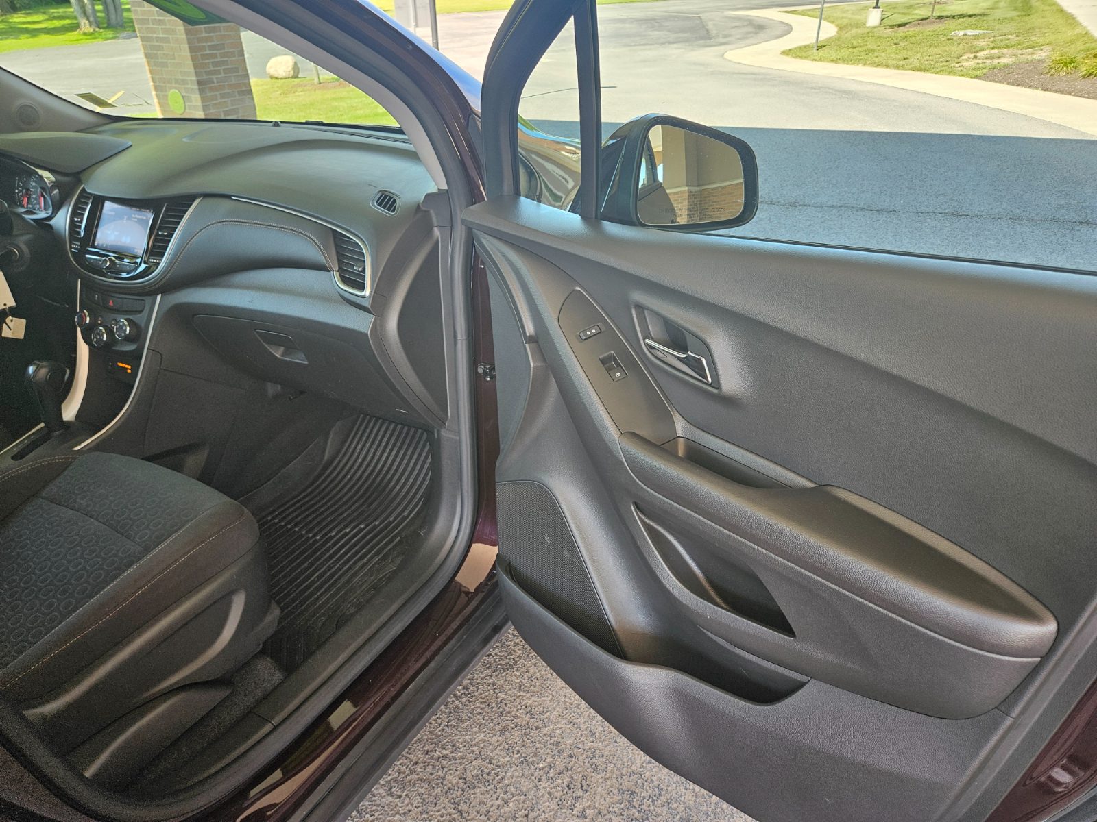Chevrolet Trax photo 17