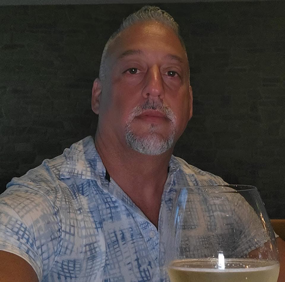 The owner of Chili Auto Outlet